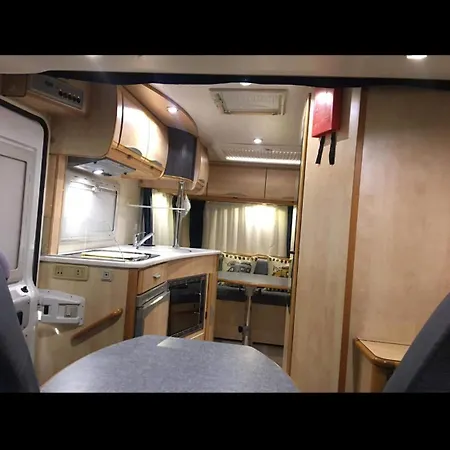 Autocaravana Lisboa Botel Frielas