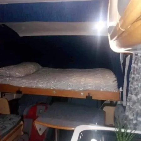 Botel Autocaravana Lisboa Frielas